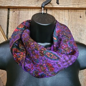 Vintage 100% Wool Scarf Made In Japan Purple Red 39"×39" READ Condition Issues